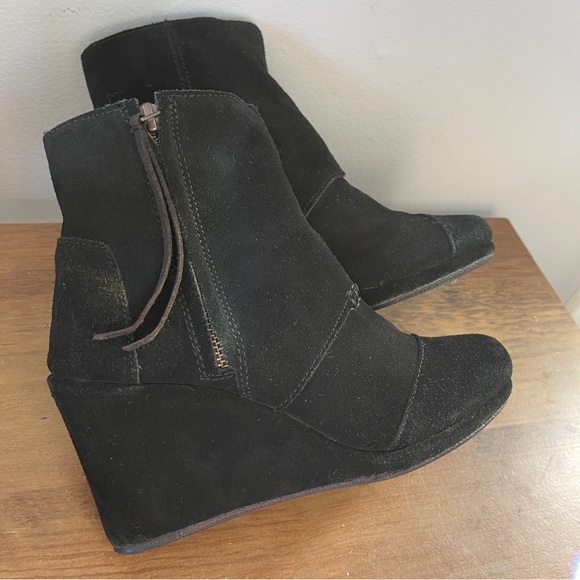 TOMS Boot | Wedge Women 6 High Heel Suede Zip Ankle Booties Shoe - Picture 11 of 11